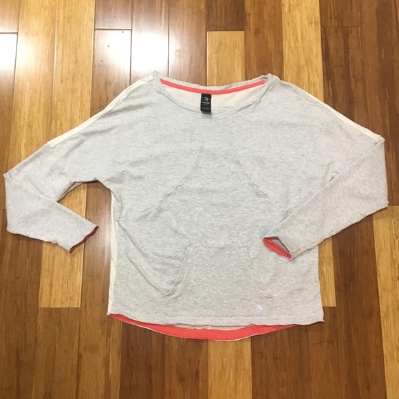 Mondetta Tops - Mondetta Pullover Long Sleeve Athletic Top